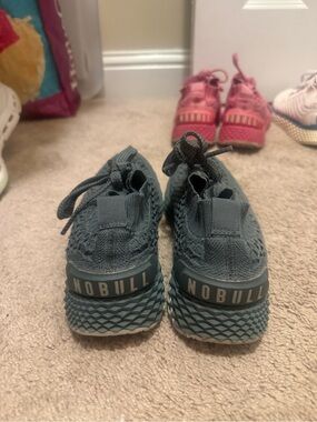NOBULL women’s Slate / Grey Blue Knit Trainer